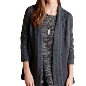 ANTHROPOLOGIE Knitted & Knotted Gray Open Front Cardigan Cable Knit. Size M